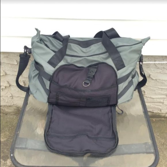 Laundry By Shelli Segal Bags Laundry By Shelli Segal Nylon Travel